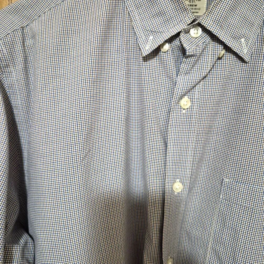 J. Crew Men's Soft Check Blue White Tan Button Down Collared Shirt Size Medium